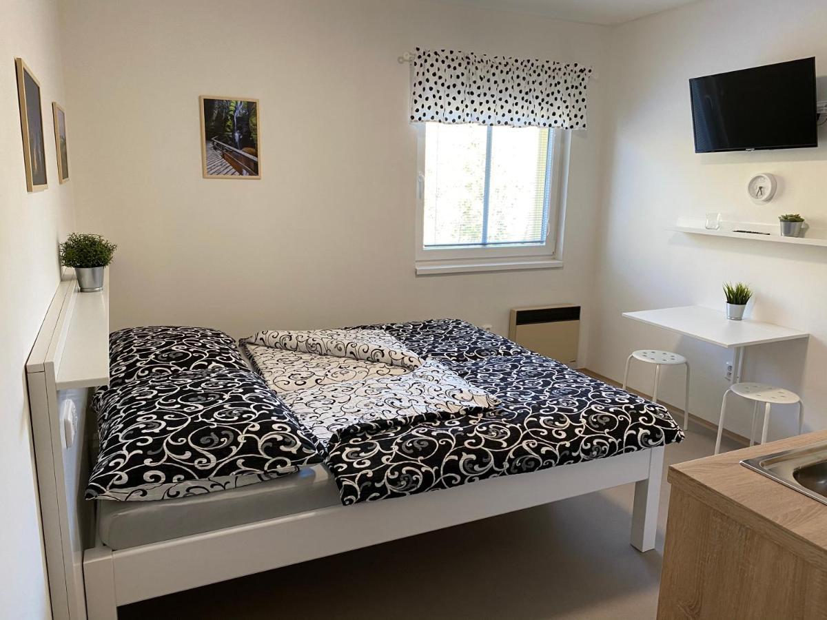 Apartmany Nad Parkem Broumov Eksteriør bilde
